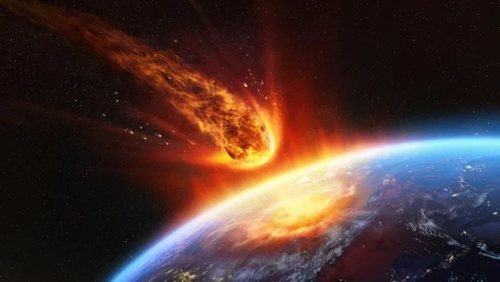Otro que regresó del futuro aseguró que un meteorito destruirá Estados Unidos