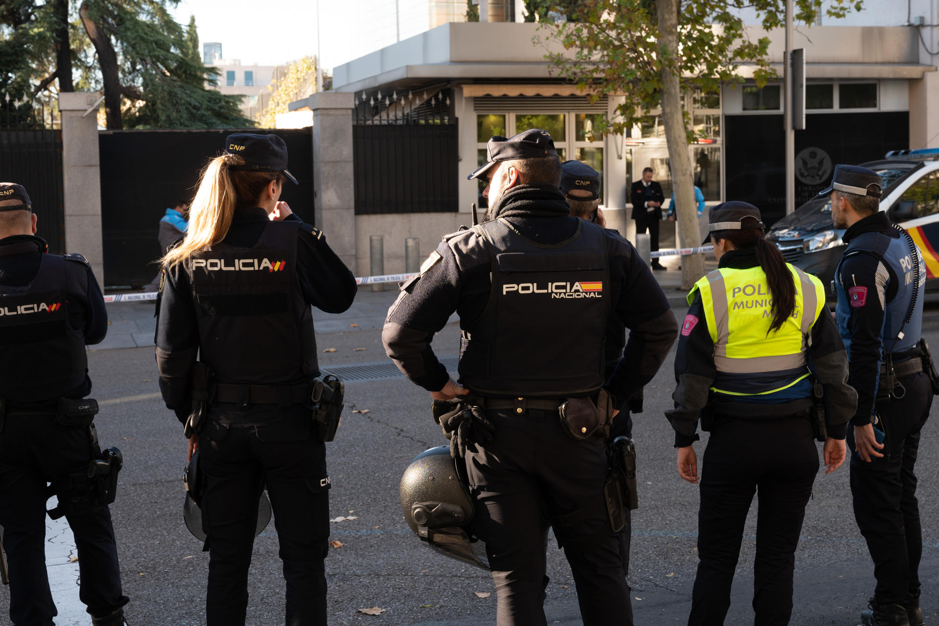 España investiga explosivos enviados a destinatarios que apoyan a Ucrania