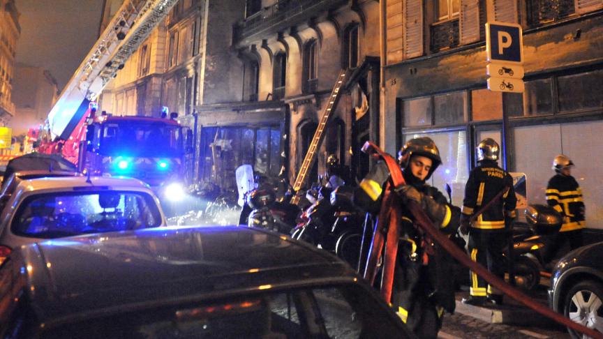Tragedia en Francia: Al menos diez personas, entre ellas cinco niños, mueren en incendio en una residencia