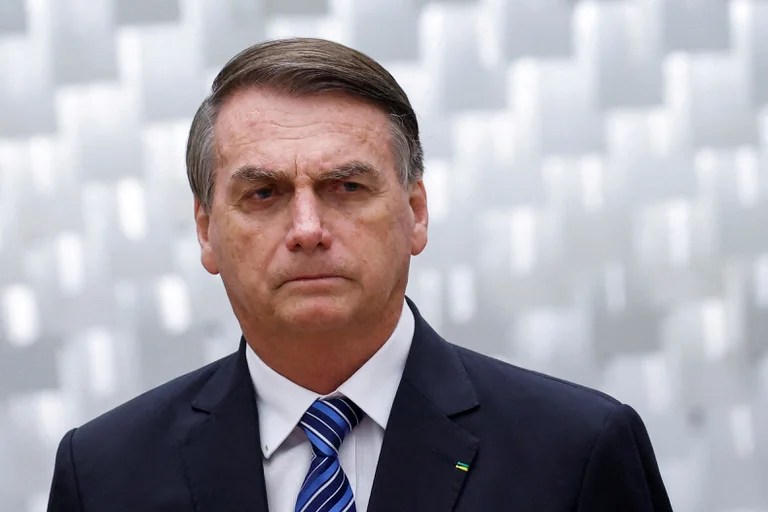 Bolsonaro, desde Florida, condena el asalto: “Las invasiones escapan a la regla”
