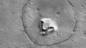 Un oso mirando al espacio: La inusual FOTO tomada por la Nasa en Marte