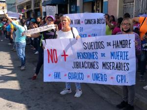 Con el guáramo de los llaneros, educadores de Guárico siguen en la calle: No nos importa que nos amedrenten