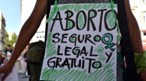 El aborto legal, la bandera de lucha de las mujeres de América Latina en 2022