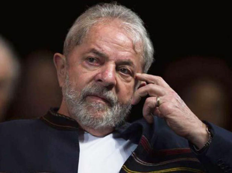 Lula alargó la lista de militares destituidos del gabinete de seguridad presidencial
