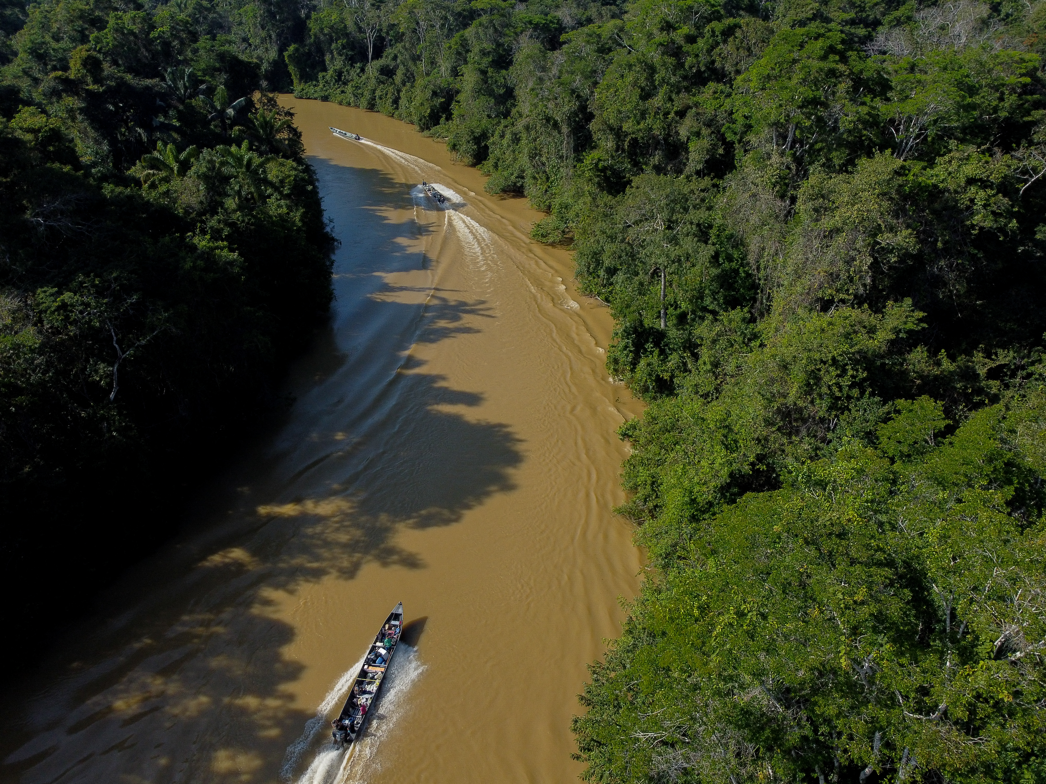 “Operación Éxodo”: mineros ilegales huyen de la Amazonía brasileña