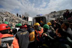 Más de 23 mil muertos tras terremoto de Turquía y Siria, uno de los más mortíferos