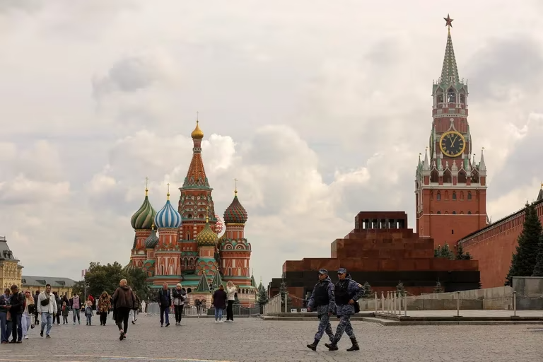 Kremlin dice que no hay hipótesis definida sobre atentado asumido por el Estado Islámico