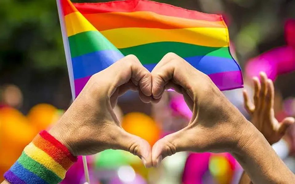 La Iglesia de Inglaterra aprobó bendecir a las parejas homosexuales, pero no casarlas