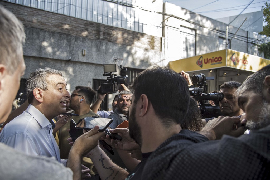 Alcalde argentino sospecha de la Policía por ataque a supermercado de la familia Roccuzzo