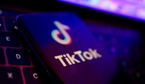 Parlamento Europeo veta el uso de TikTok en sus dispositivos a diputados y empleados
