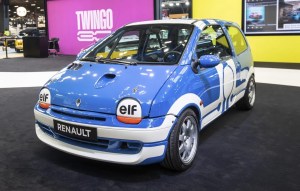 ¿Le gustará a Piqué? Así es el Renault Twingo de carrera que despertó pasión en París (FOTOS)