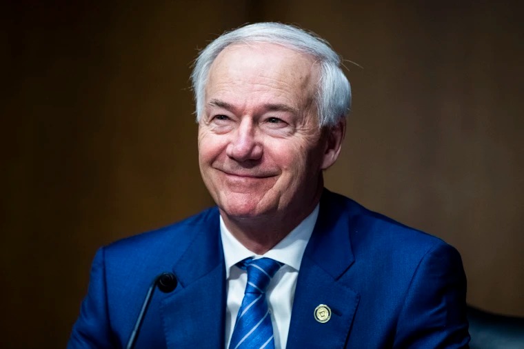 Exgobernador de Arkansas, Asa Hutchinson, se une a la carrera presidencial republicana