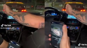 “Escaneó” el tatuaje de su amigo y sorprendió a todos los pasajeros del auto con un sonido inesperado (VIDEO)
