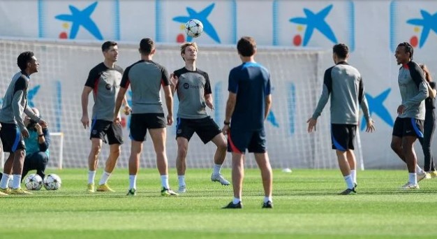 El Barça regresa a los entrenamientos tras celebrar el campeonato liguero