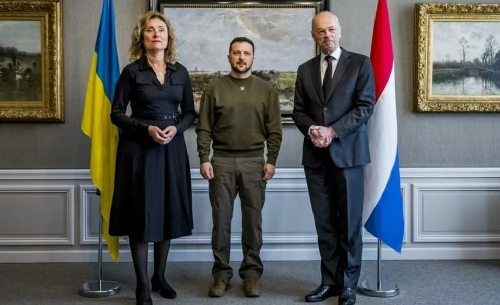 Zelenski llegó a La Haya para reunirse con los líderes de la Corte Penal Internacional