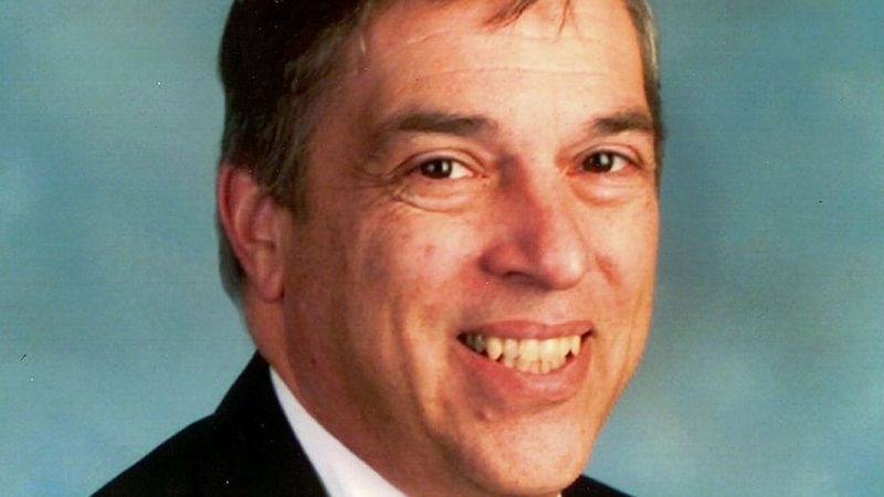 Quién era Robert Hanssen, el espía estadounidense que se hizo millonario vendiendo secretos a Rusia