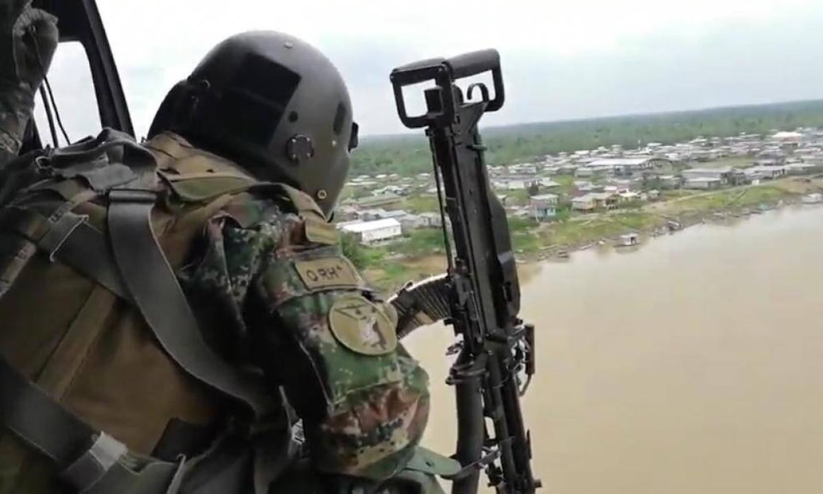 Ejército colombiano rescata a menor de edad reclutada por disidencias de las Farc
