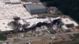 Edificio de Pfizer fue destruido por violento tornado en Carolina del Norte y los daños son invaluables (VIDEO)