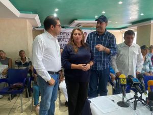 Independientes en Sucre respaldan candidatura presidencial de Carlos Prosperi