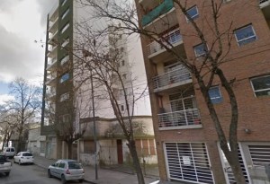 Hombre con depresión discutió con su pareja y se lanzó desde la terraza de un edificio de nueve pisos