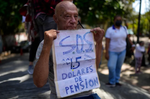 Envejecer en Venezuela, sinónimo de pobreza extrema ante la indiferencia de Maduro