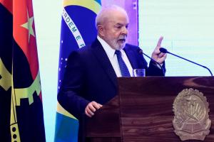 Lula da Silva quiere prohibir que los militares sean candidatos en las elecciones de Brasil