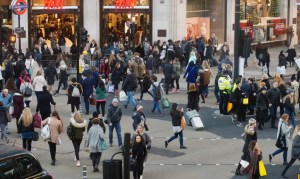 Alerta en Londres: un video de TikTok incita al robo en masa en el centro de la ciudad