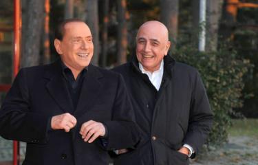 Galliani, mano derecha de Berlusconi en el Milan, candidato para sustituirle en el Senado