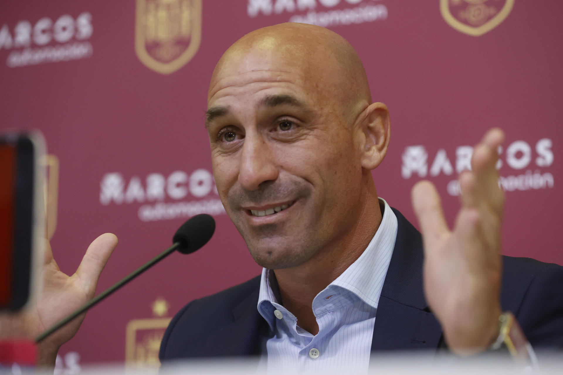 Luis Rubiales renunció a su cargo como presidente de la Real Federación Española de Fútbol