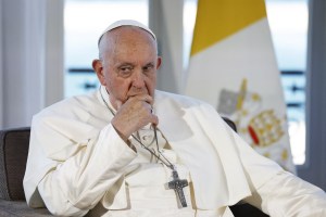 El papa Francisco pidió “escuchar el grito de paz” de las víctimas y parar “el desastre de la guerra” en el mundo