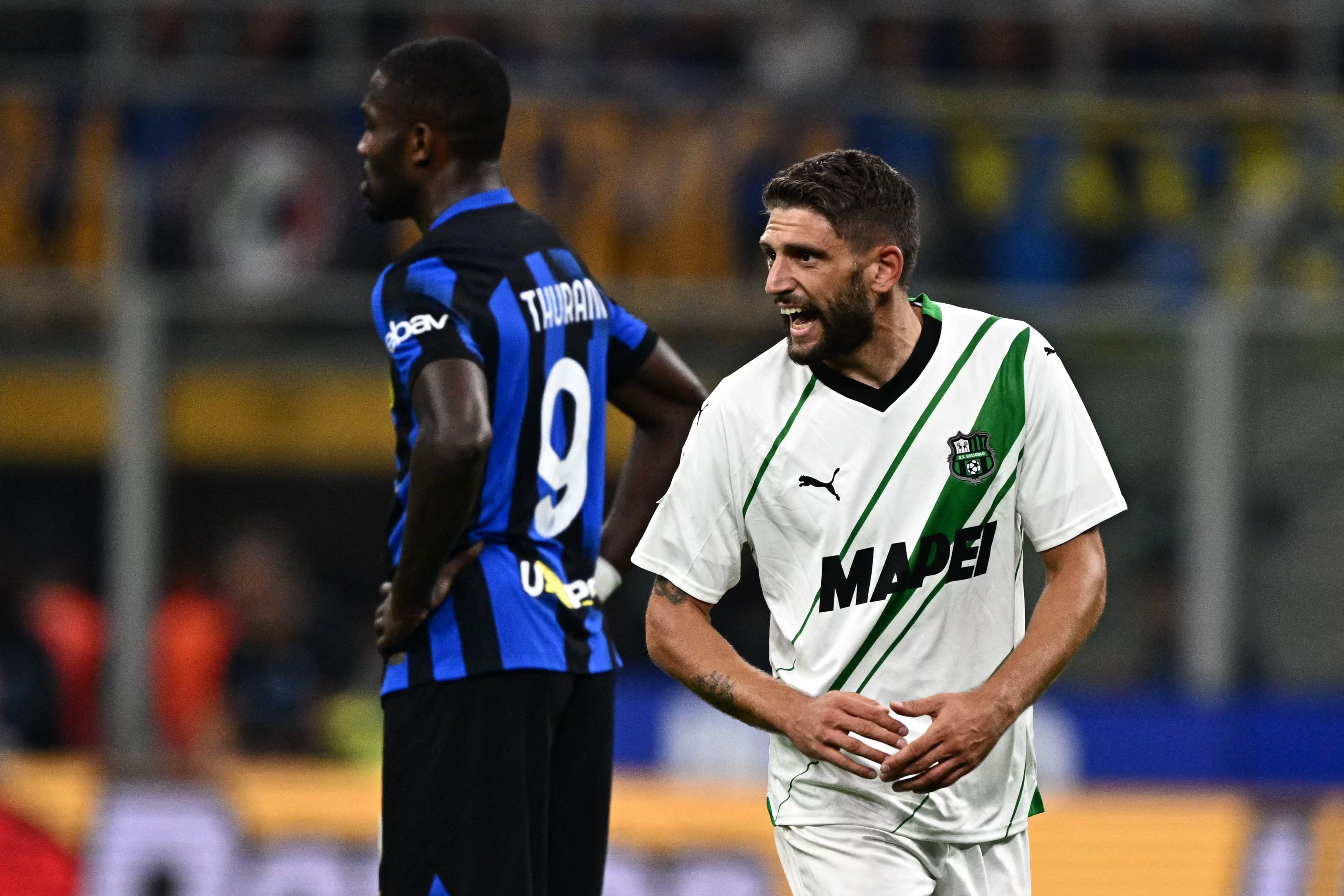 Golazo de Berardi despeinó al Inter en el Giuseppe Meazza