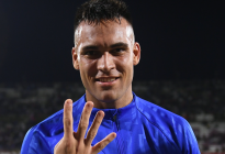 Póquer de Lautaro Martínez permitió a Inter compartir la cima