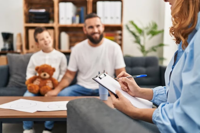 Las tres frases que no debes usar si quieres criar niños con inteligencia emocional