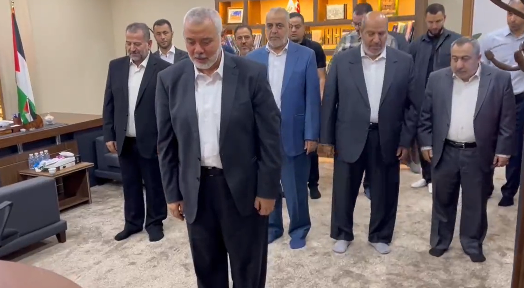 El VIDEO del momento en que el líder de Hamás “celebra y ora” por el ataque en Israel