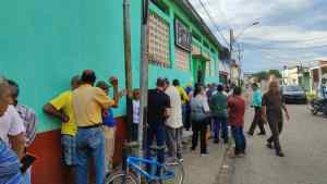 Apureños movilizados para votar pese a las dificultades este #22Oct