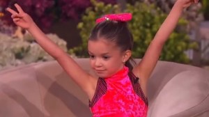 Salomé, la niña venezolana que roba corazones en EEUU bailando ritmos latinos (Video)