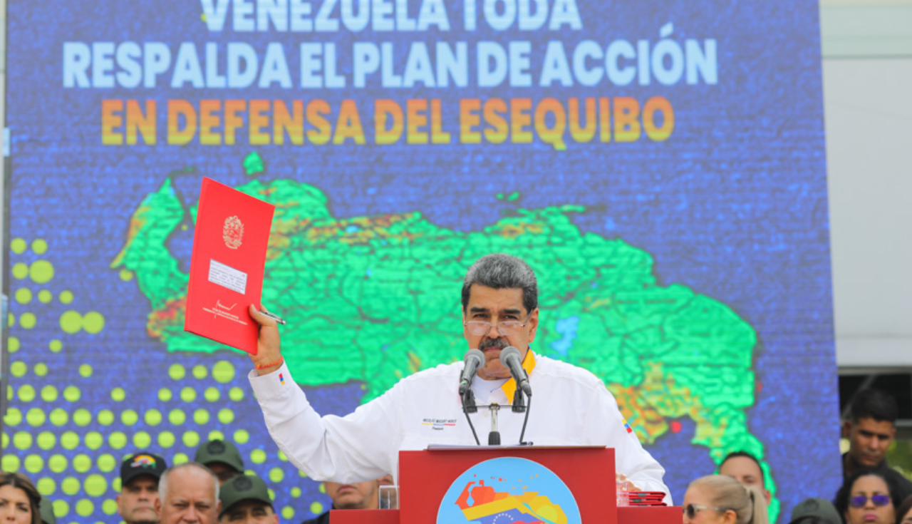 “Es un mensaje del más allá”: lo que dijo Maduro sobre el fatal accidente de helicóptero en Guyana