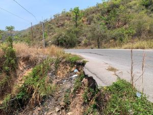 Empresarios exigen construcción de autopista Cumaná-Puerto La Cruz tras más de 30 años de retraso