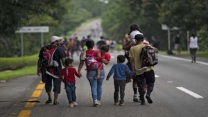 Migrantes venezolanos alistan caravana en México para ingresar a EEUU en Nochebuena