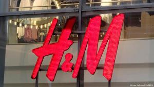 H&M retira un anuncio en Australia tras recibir críticas por sexualizar a niñas