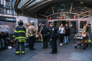 Choque de trenes en el metro de Nueva York dejó 24 heridos (Video)