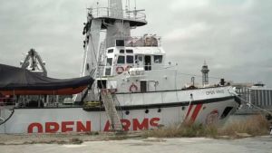 El barco español Open Arms llevará 200 toneladas de comida a Gaza en un corredor marítimo