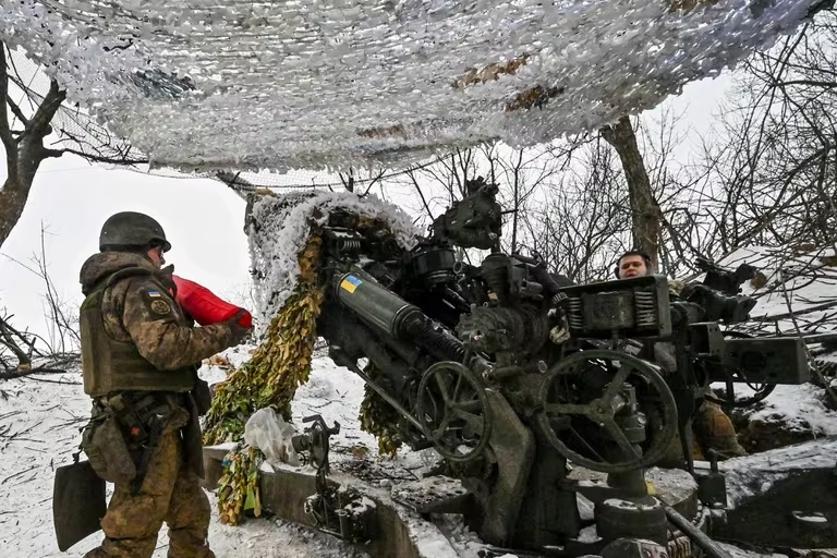 Un comandante ucraniano manifestó que sus tropas, ahora en “defensa activa”, aún pueden sorprender a Rusia