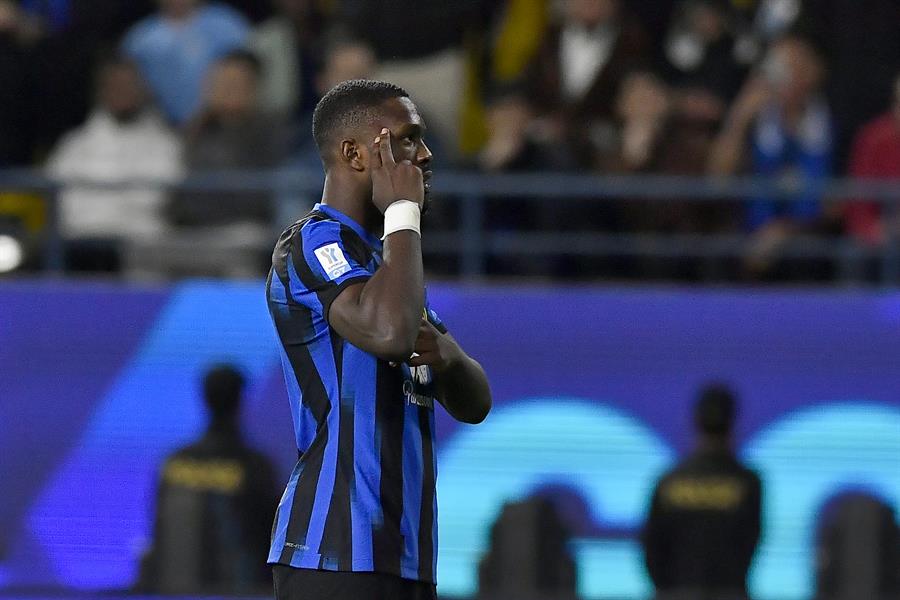 El Inter arrasó a la Lazio y se citó con el Napoli en la final de Supercopa italiana