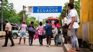 Ocho de cada 10 migrantes venezolanos viven en Ecuador con menos de 425 dólares al mes