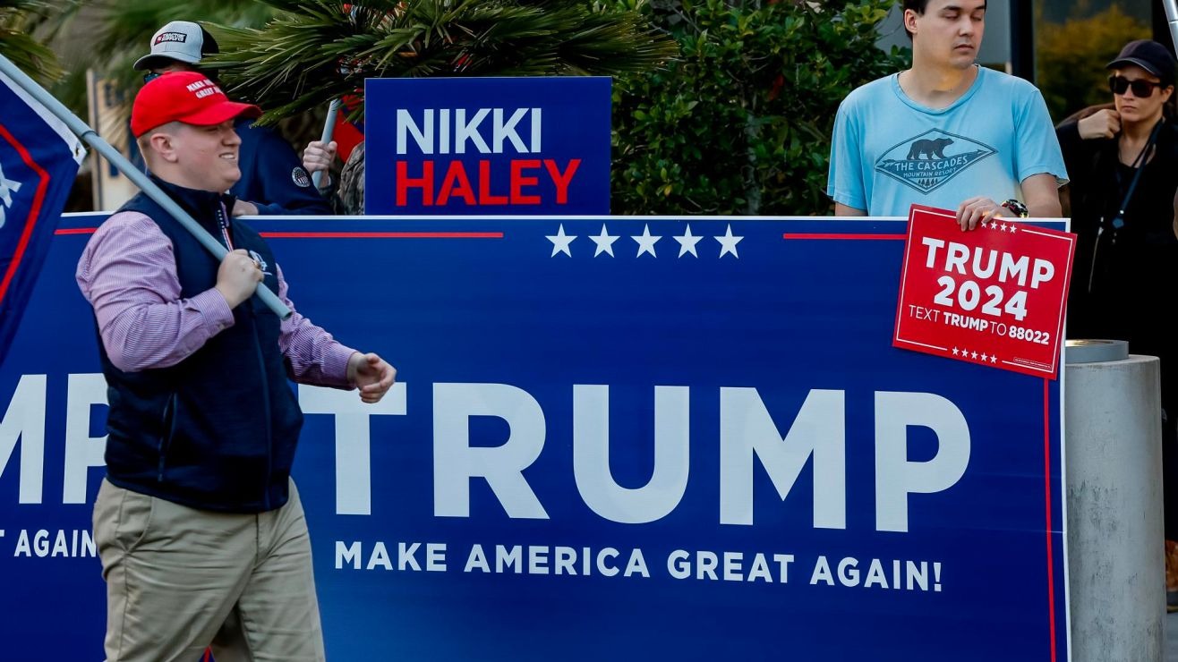 Trump mantiene favoritismo sobre Nikki Haley en Carolina del Sur, su estado natal