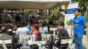Ciudadanos en Monagas piden activar más puntos de registro del CNE