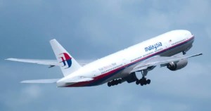 Malasia estudia reanudar la búsqueda del MH370 diez años después de su desaparición