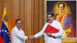 El País: Petro y Maduro se reúnen tras el roce por la inhabilitación de María Corina Machado