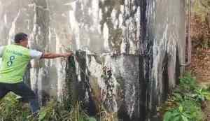 Sin agua el caserío Miraflores de Barinitas y para colmo… el tanque a punto de desplomarse